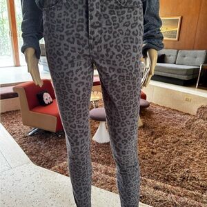 Good American Good Legs Leopard Print Skinny Jeans